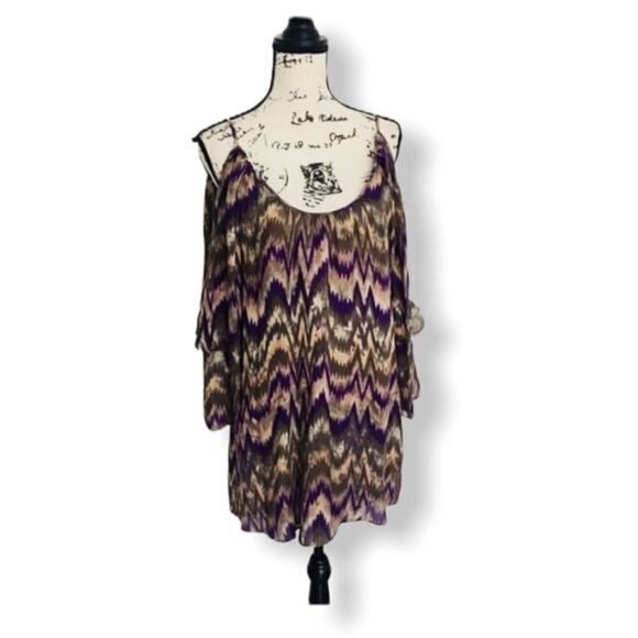 Parker Dresses & Skirts - Parker SZ S silk cold shoulder dress